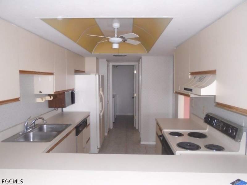 2 bedroom Condominium at 7119 Lakeridge View Ct 403, Ashland, Fort Myers — photo 5