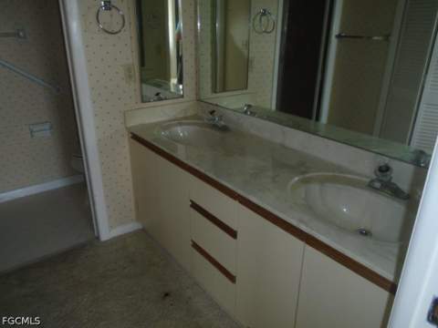 7119 Lakeridge View Ct 403, Fort Myers FL - photo 7 of 15
