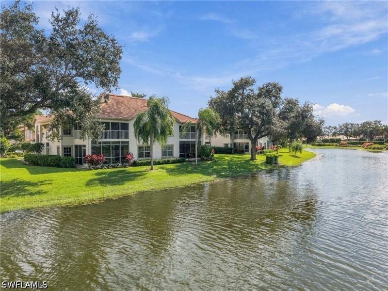 2 bedroom Condominium at 13213 Sherburne Cir 404, Wedgewood Sherburne, Bonita Springs — photo 4