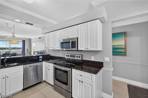 10371 Butterfly Palm Dr 834, Fort Myers FL - photo 10 of 36