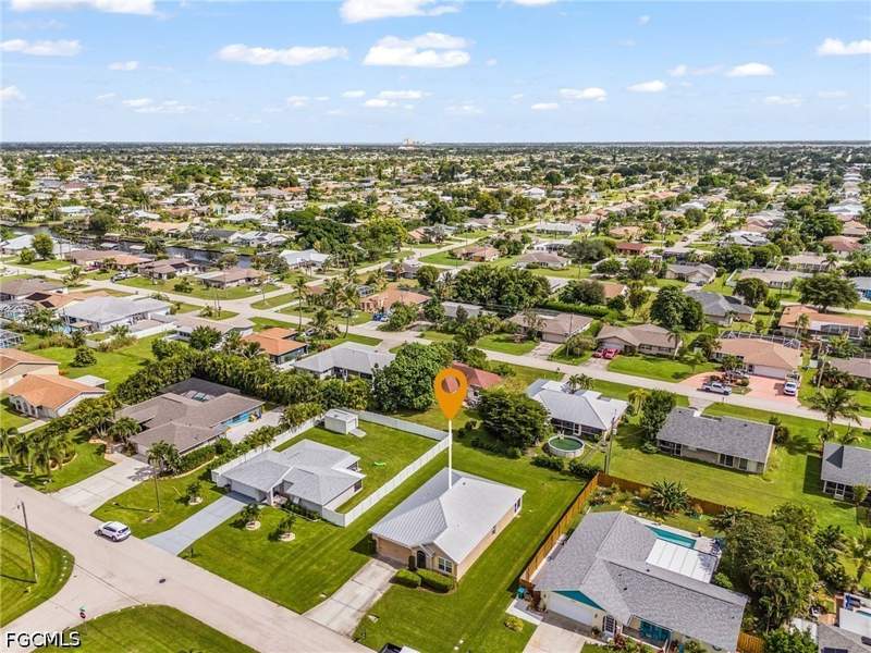 3 bedroom SingleFamilyResidence at 3503 SE 4th Ave, Cape Coral, Cape Coral — photo 2
