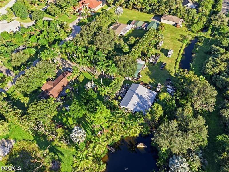 4 bedroom SingleFamilyResidence at 15321 Will Lew Ln, Tamiami Terrace, Fort Myers — photo 3