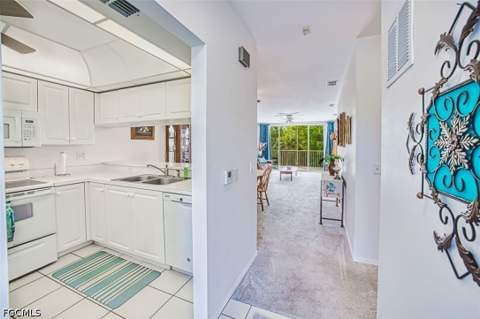14801 Park Lake Dr 209, Fort Myers FL - photo 10 of 42