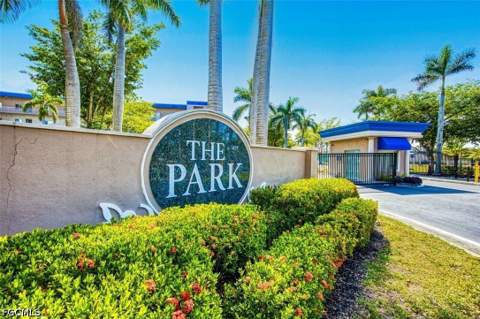 14801 Park Lake Dr 209, Fort Myers FL - photo 13 of 42