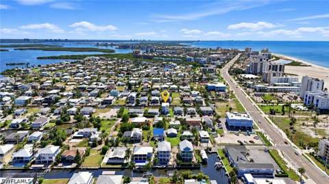 140 Bahia Via, Fort Myers Beach FL - photo 9 of 50