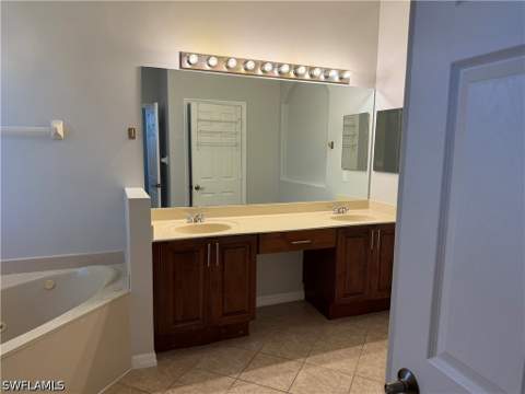 7341 Bristol Cir, Naples FL - photo 21 of 21