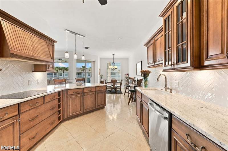 3 bedroom Condominium at 14571 Grande Cay Cir 3206, Grande Cay, Fort Myers — photo 3