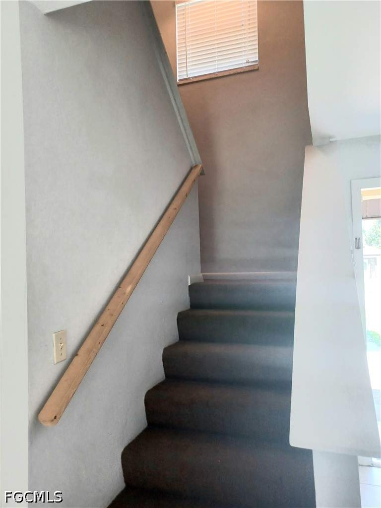 2 bedroom Townhouse at 7406 Albany Rd, San Carlos Park, Fort Myers — photo 5