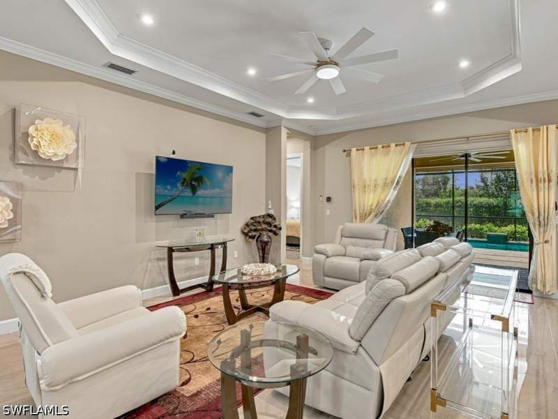 3 bedroom SingleFamilyResidence at 8142 Lucello Ter S, Esplanade At Hacienda Lakes, Naples — photo 2