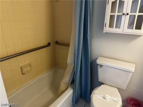 995 Anglers Cv N405, Marco Island FL - photo 10 of 16