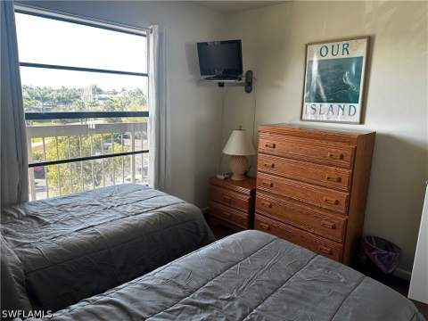 995 Anglers Cv N405, Marco Island FL - photo 7 of 16