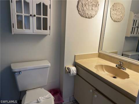 995 Anglers Cv N405, Marco Island FL - photo 8 of 16