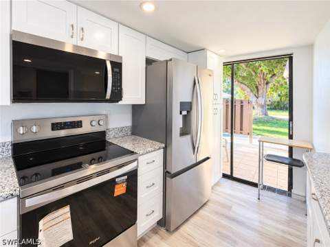 1168 Lake McGregor Dr 1A, Fort Myers FL - photo 8 of 28