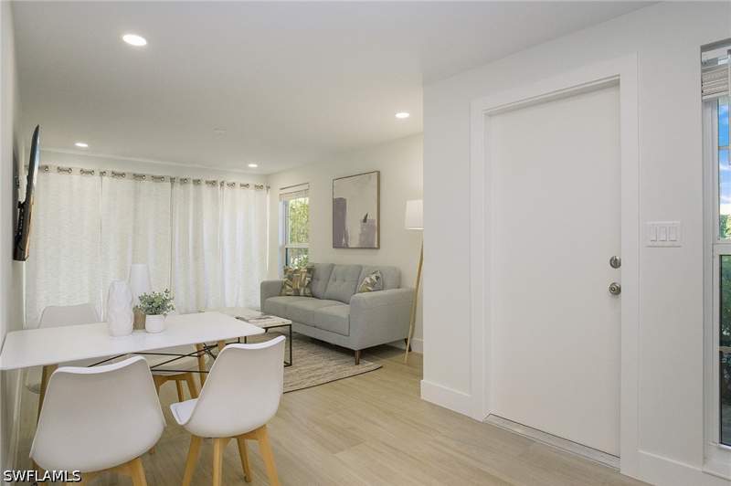 1 bedroom Condominium at 1215 Edington Pl N2, Ville De Marco, Marco Island — photo 3