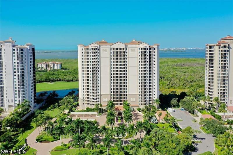 3 bedroom Condominium at 23850 Via Italia Cir 603, Florencia, Estero — photo 3
