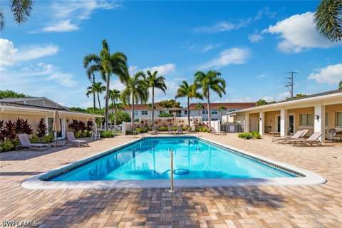 473 12th Ave S B2, Naples FL - photo 17 of 24