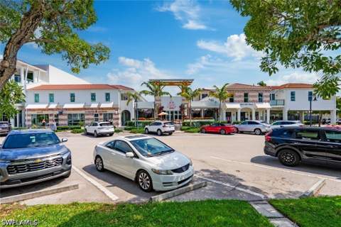 473 12th Ave S B2, Naples FL - photo 18 of 24