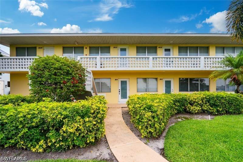 2 bedroom Condominium at 473 12th Ave S B2, Bonaire Club, Naples — photo 2