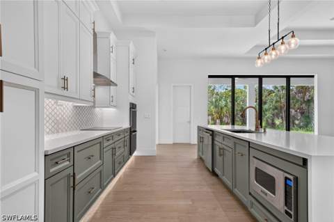 407 24th Ave NW, Naples FL - photo 10 of 49