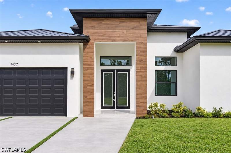 5 bedroom SingleFamilyResidence at 407 24th Ave NW, Golden Gate Estates, Naples — photo 2