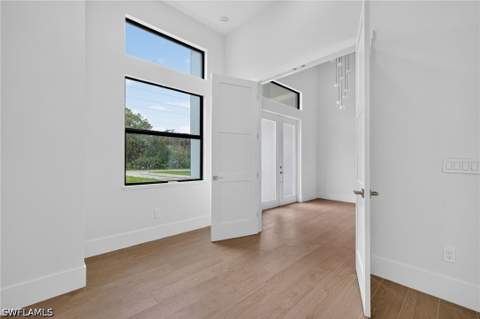 407 24th Ave NW, Naples FL - photo 6 of 49