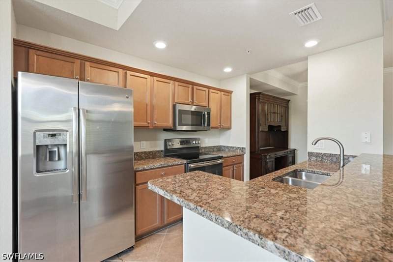 2 bedroom Condominium at 9830 Giaveno Cir 1612, Giaveno, Naples — photo 3
