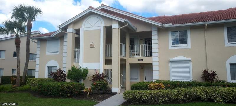 2 bedroom Condominium at 7706 Jewel Ln 102, Villages At Emerald Lakes, Naples — photo 2