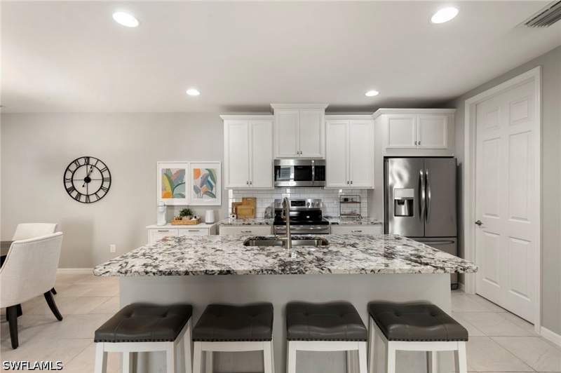 2 bedroom Attached at 14731 Edgewater Cir, Coral Harbor, Naples — photo 5