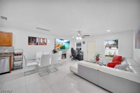 2505 NW 28th St, Cape Coral FL - photo 10 of 27