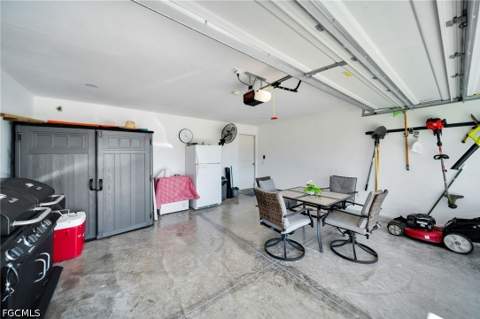 2505 NW 28th St, Cape Coral FL - photo 6 of 27