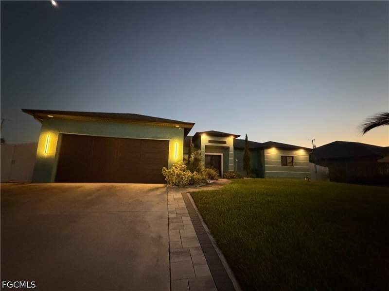 3 bedroom SingleFamilyResidence at 1624 Tropicana Pkwy W, Cape Coral, Cape Coral — photo 2