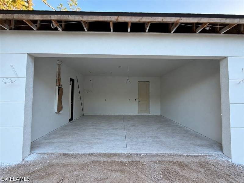 3 bedroom SingleFamilyResidence at 430 37th Ave NE, Golden Gate Estates, Naples — photo 3