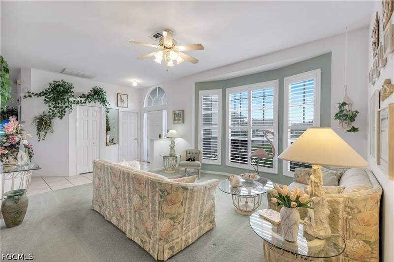 3 bedroom SingleFamilyResidence at 305 SE 31st St, Cape Coral, Cape Coral — photo 5