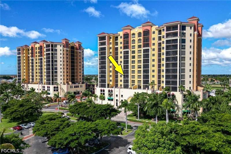 3 bedroom Condominium at 5793 Cape Harbour Dr 620, Marina South II, Cape Coral — photo 2