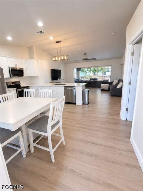 3011 NE 4th Ave, Cape Coral FL - photo 9 of 14