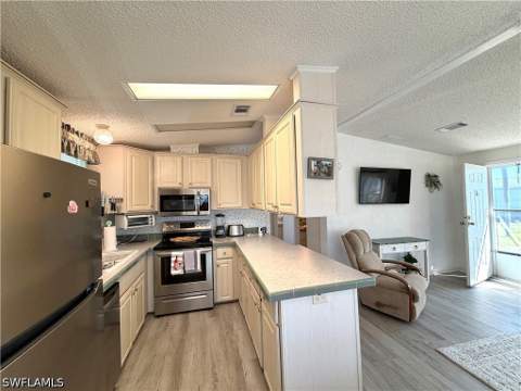 4700 Sawmill Dr W, Estero FL - photo 9 of 22
