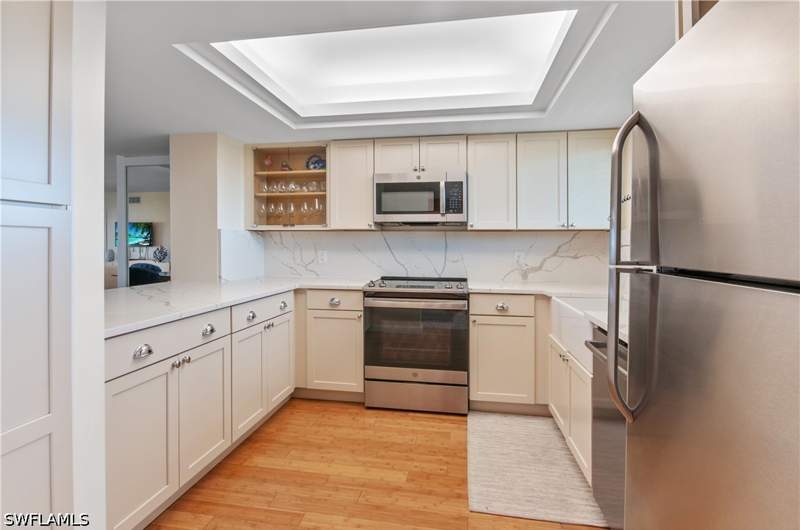 2 bedroom Condominium at 226 3rd St 311, Hickory Harbour, Bonita Springs — photo 5