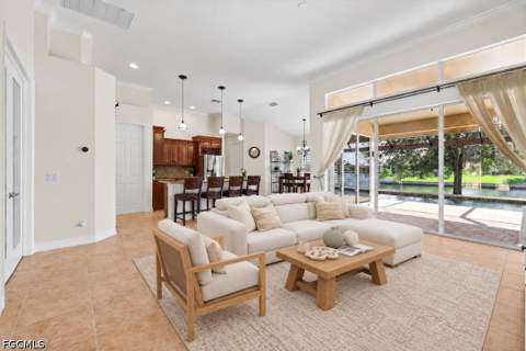2310 SW 40th Ter, Cape Coral FL - photo 8 of 36