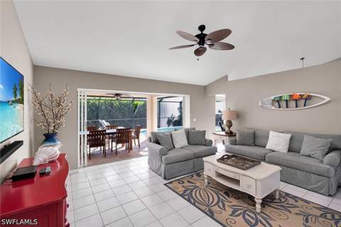 165 Beachcomber St, Marco Island FL - photo 6 of 37