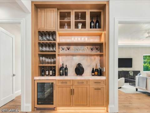 6190 Bur Oaks Ln, Naples FL - photo 22 of 50