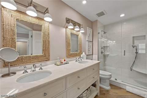 2401 Gulf Shore Blvd N 8, Naples FL - photo 11 of 24