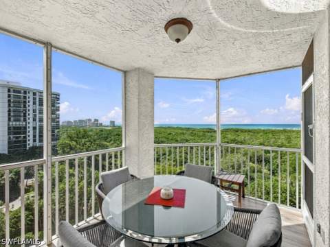 6101 Pelican Bay Blvd 702, Naples FL - photo 14 of 26