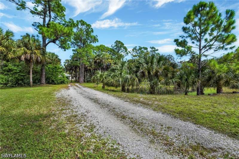 4 bedroom SingleFamilyResidence at 2021 Golden Gate Blvd W, Golden Gate Estates, Naples — photo 2