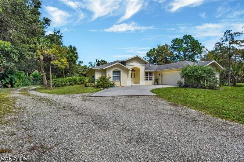 4 bedroom SingleFamilyResidence at 2021 Golden Gate Blvd W, Golden Gate Estates, Naples — photo 4