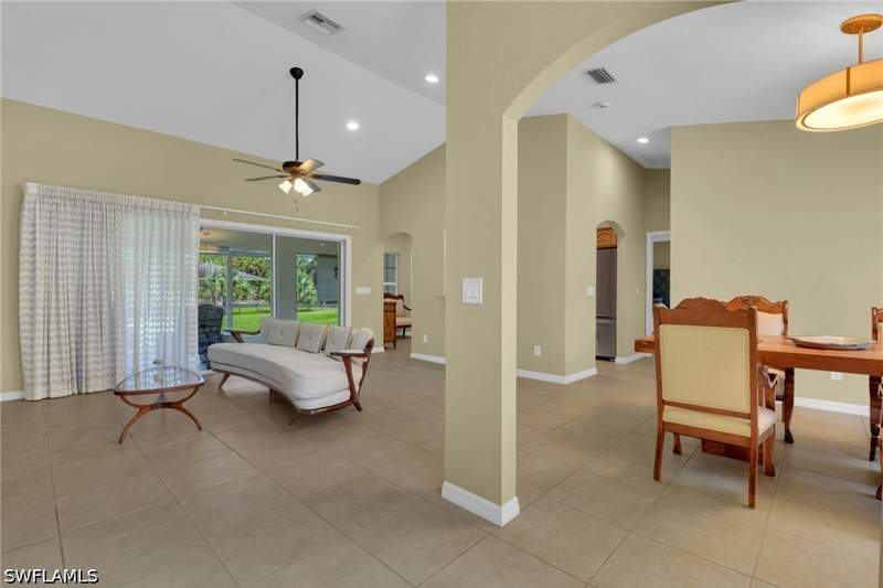4 bedroom SingleFamilyResidence at 2021 Golden Gate Blvd W, Golden Gate Estates, Naples — photo 5