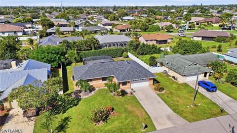 3224 SE 1st Ct, Cape Coral FL - photo 6 of 42