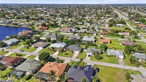 3224 SE 1st Ct, Cape Coral FL - photo 7 of 42