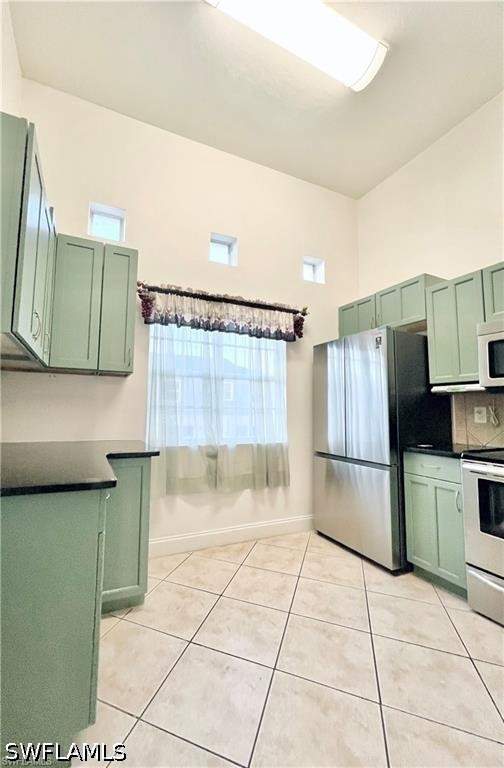 3 bedroom Condominium at 3417 Winkler Ave 602, Renaissance Village, Fort Myers — photo 2