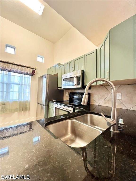 3 bedroom Condominium at 3417 Winkler Ave 602, Renaissance Village, Fort Myers — photo 3