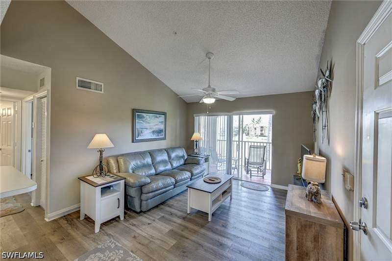 1 bedroom Condominium at 1185 Wildwood Lakes Blvd 208, The Enclave At Naples, Naples — photo 3
